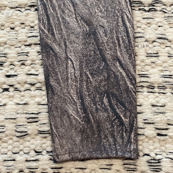 Soulgani Active Camo  Patterened Brown Leggings xxs - Picture 8 of 8